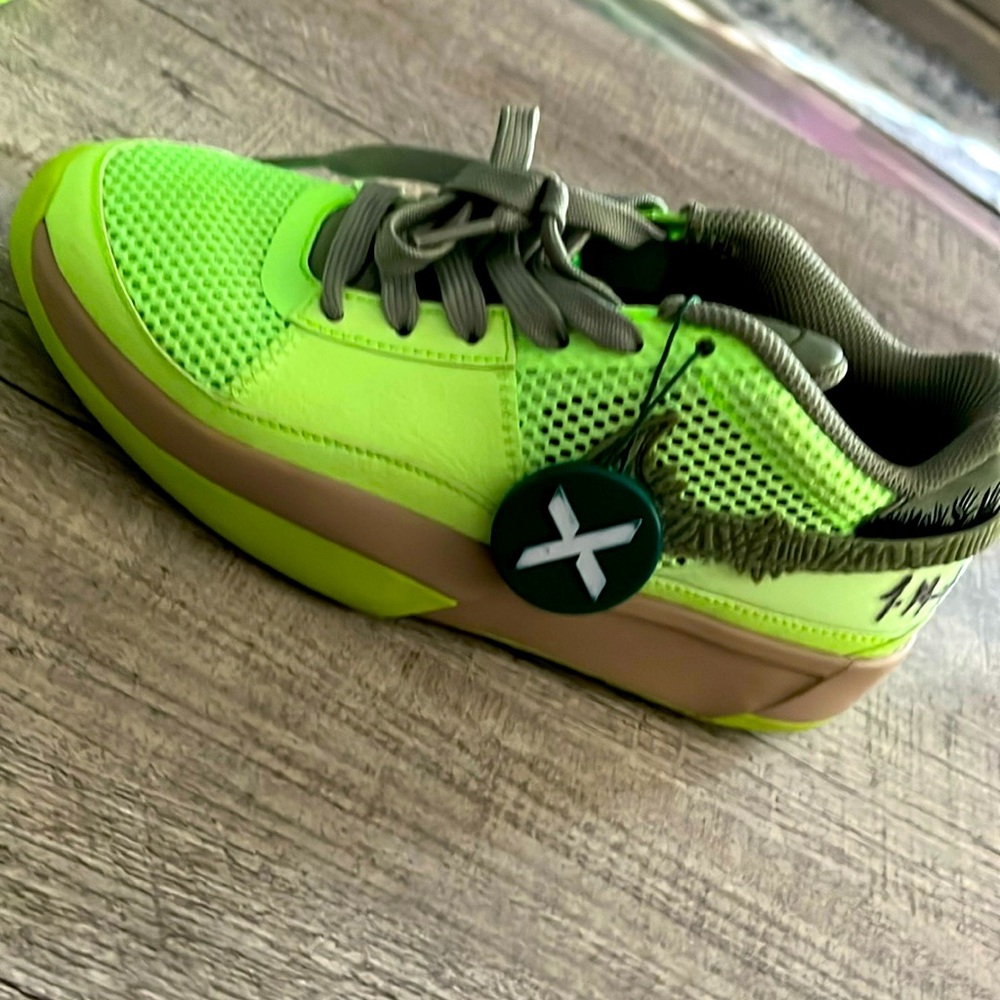 Nike ja morant. NRG Halloween green. Size 4.5